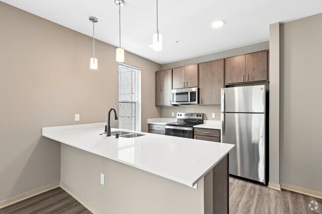 1BR, 1BA - 696SF - Kitchen