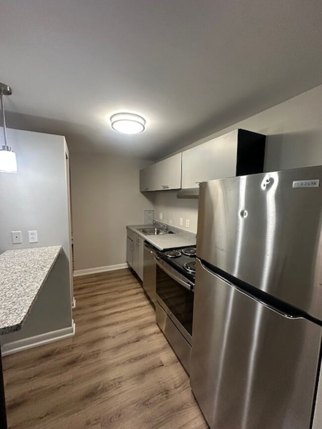 Photo - Walnut Manor Apartments