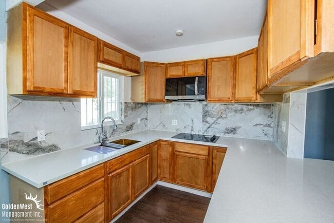 Building Photo - Beautiful 2Bdm 2Ba Unit in Central Las Vegas