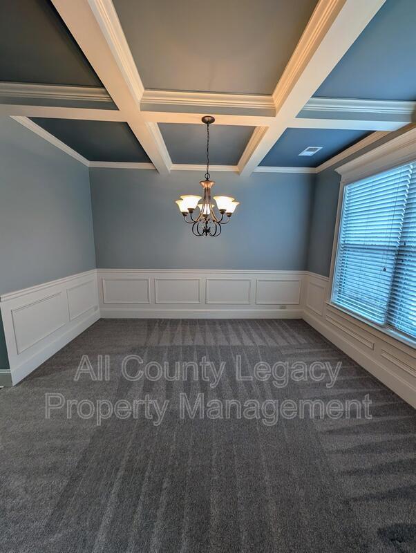 Photo - 2591 Foxy Dr