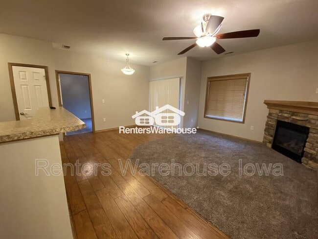 Photo - 2000 Meadow Ct Unit 402