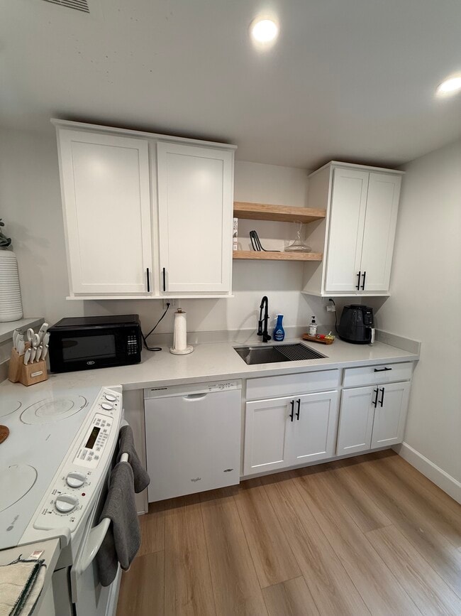 Photo - 5223 N 24th St Unit 5223 #102