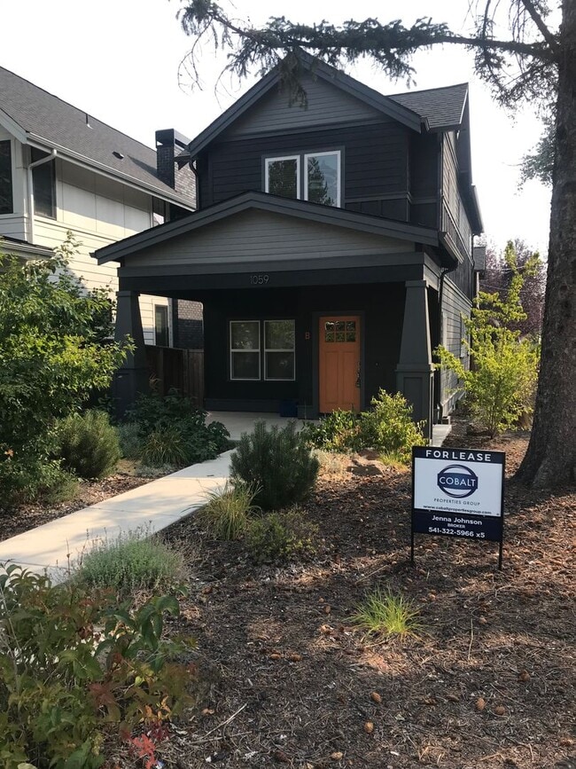 271 - 271 Apartment Unit B