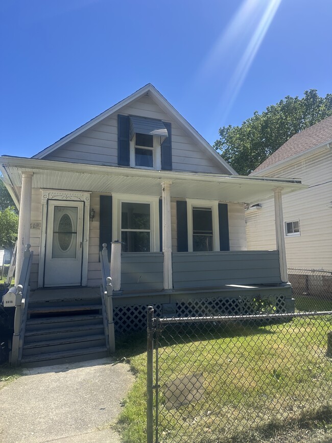 Building Photo - 6819 Hope Ave