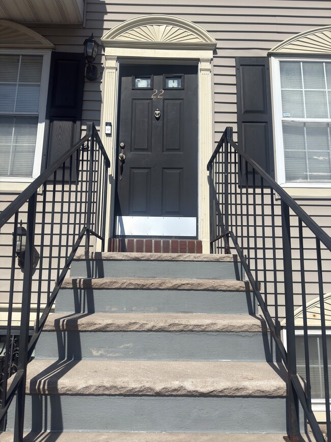 Photo - 22 Seton Hall Dr