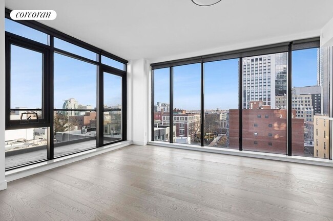 Photo - 41-26 27th St