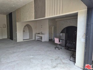 Photo - 10835 Magnolia Blvd