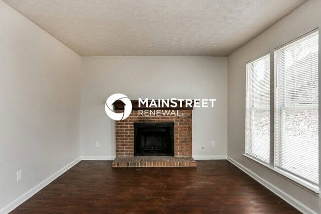 3 Bedroom Pet-Friendly Home in Lithonia, GA with Main Street Renewal