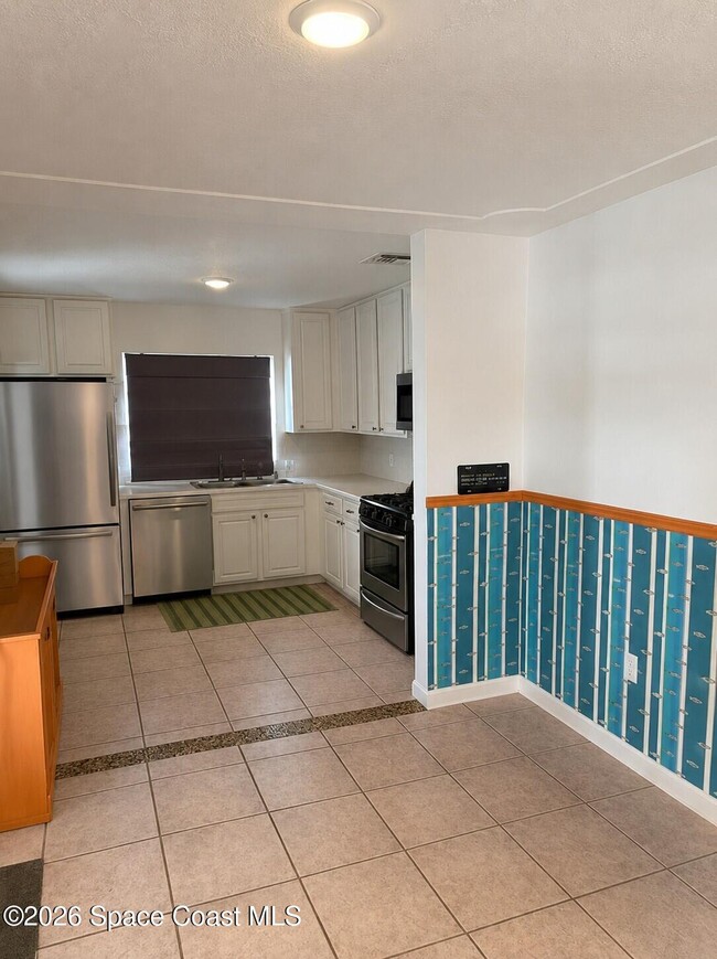 349 W Exeter St