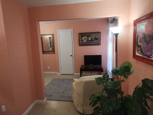 Photo - 8801 Natalie Ave NE