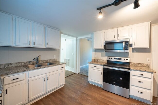 Photo - 2003 Burnett Ave