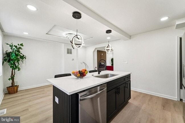 Photo - BEAUTIFUL 3 Bedroom 2 Bathroom Home