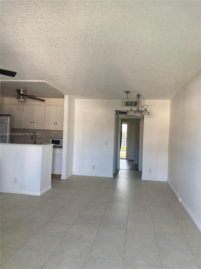 Building Photo - 157 Fanshaw D Unit 157 Rental