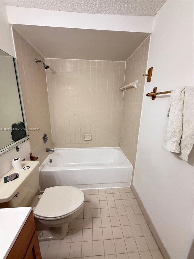 Photo - 8100 Geneva Ct Unit 145