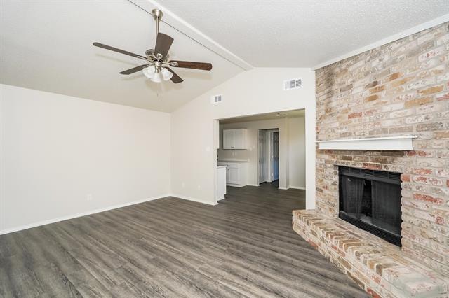 Photo - 2336 Markland St