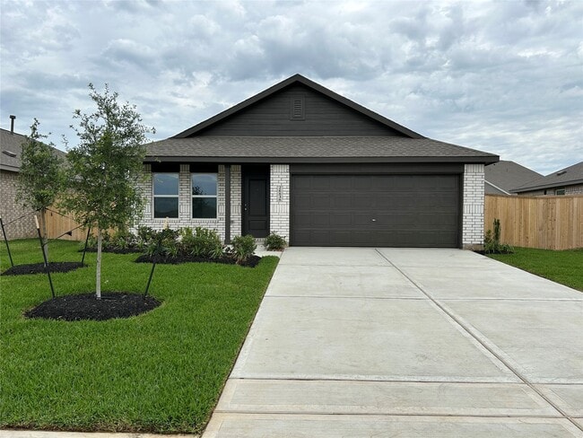 Building Photo - 26838 Rosebay Wds Dr