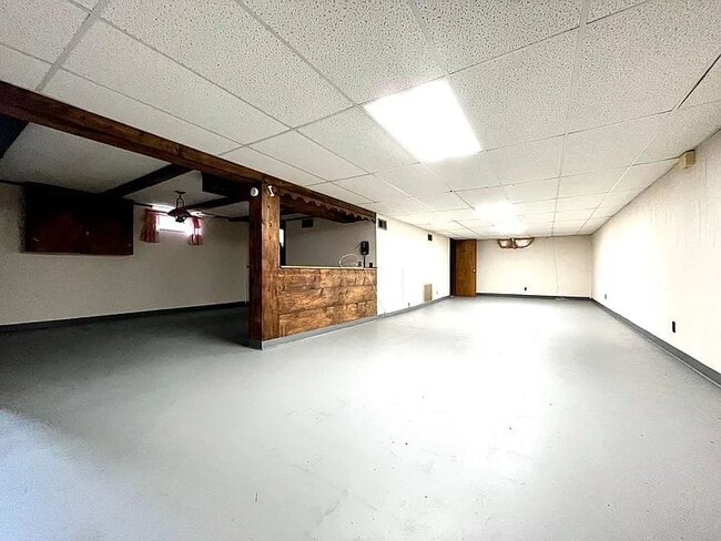 Photo - 880 Gladiola Dr