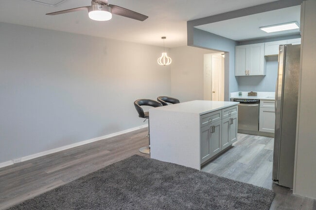 Photo - 246 Northampton M