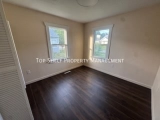 Photo - 217 E 14th St N