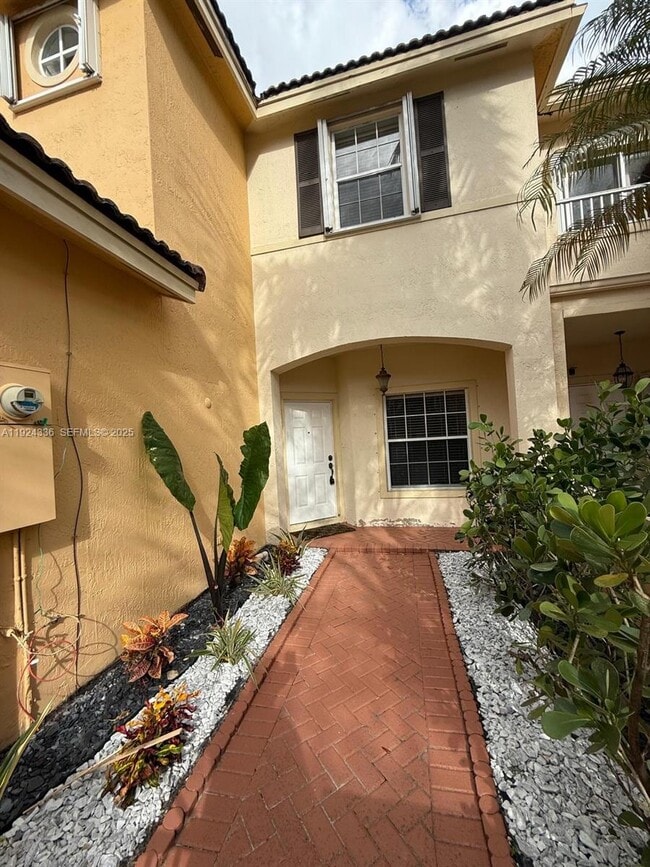 Photo - 5543 NW 112th Pl