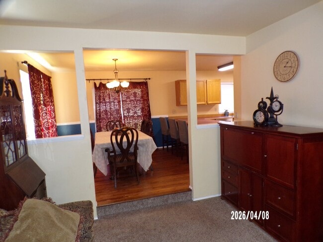 Photo - 4601 Deerhorn Trail NW