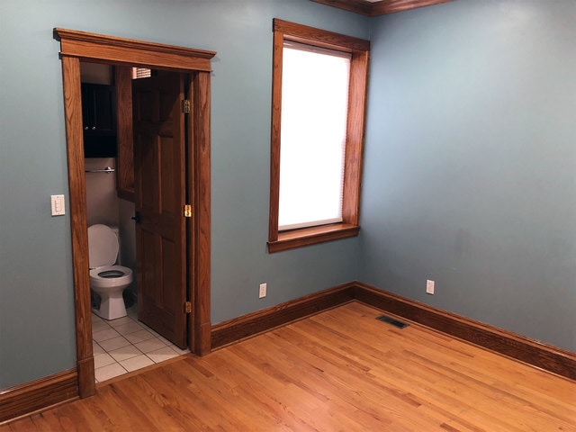 Photo - 1715 W Rascher Ave Unit #1