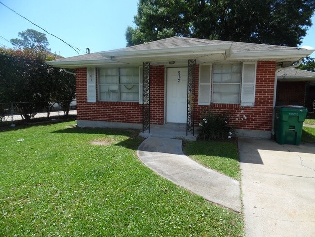 Building Photo - C188 Unit 512