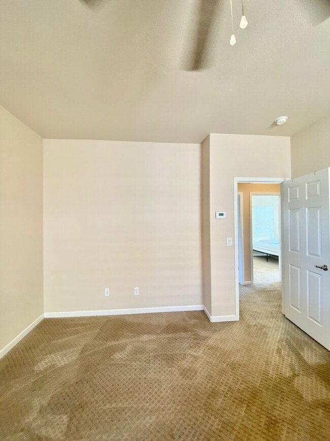 Photo - 329 Messina Terrace