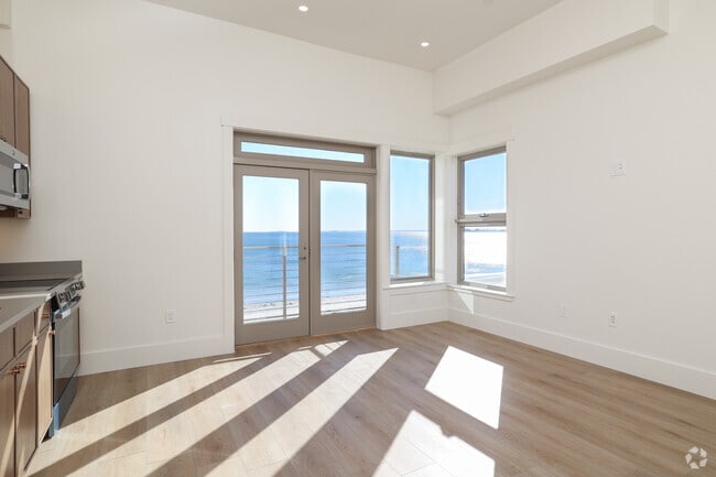 1 dormitorio, 1 baño - 550 pies cuadrados - Sala de estar - Sandcastle Revere Beach