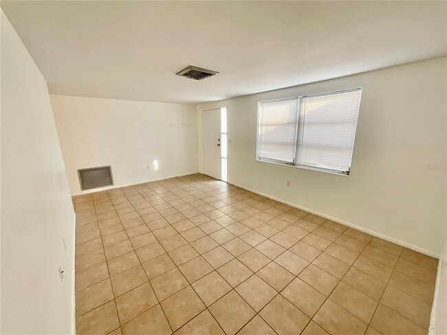 Photo - 5829 Embay Ave