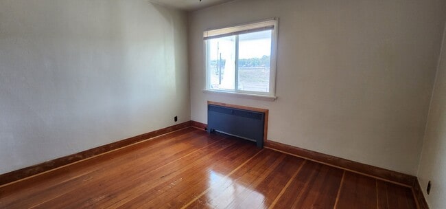 Photo - 817 N Front St
