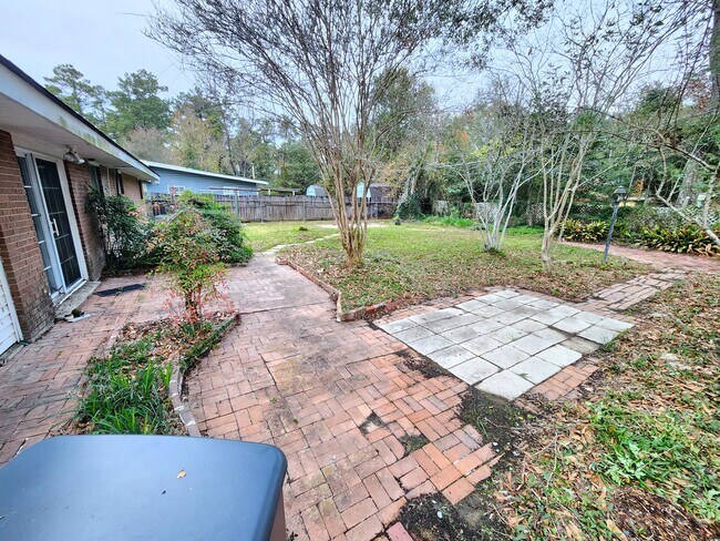 Photo - 124 Florence Dr