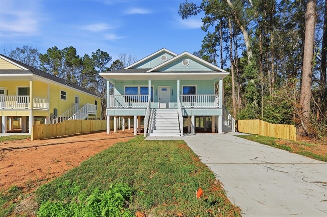 Building Photo - 1915 Ross Ave