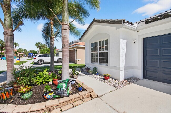 Photo - 7076 Middlebury Dr