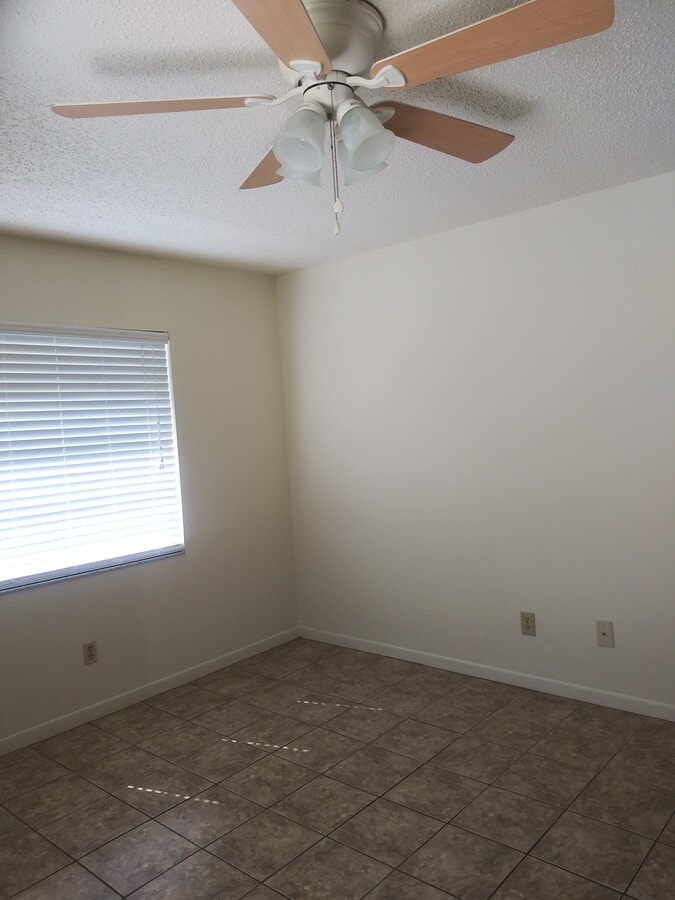 Photo - 415 NE 27th Ave Unit C