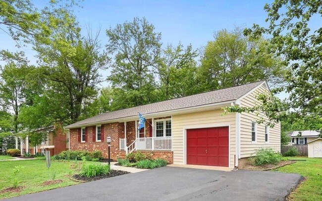 Building Photo - 309 Camden Dr