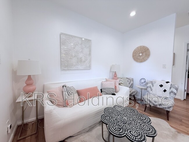 Photo - 617 E Cabarrus St
