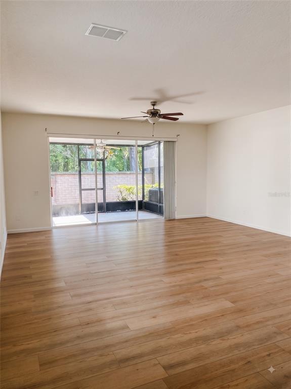 Photo - 831 Enclair St