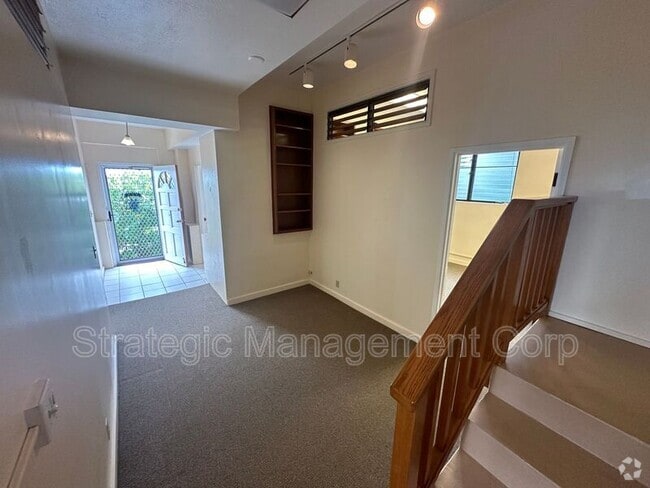 Building Photo - 3717 Manini Way Rental