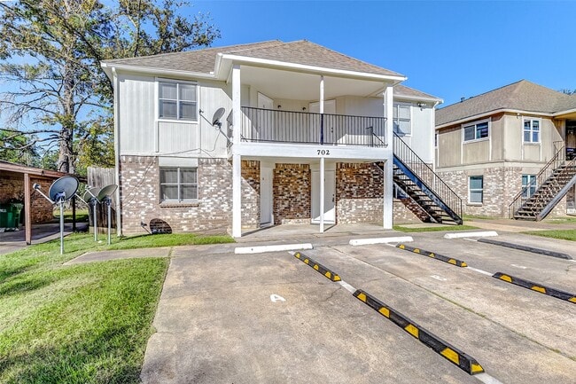 Photo - 702 Lyle W Ave Unit C