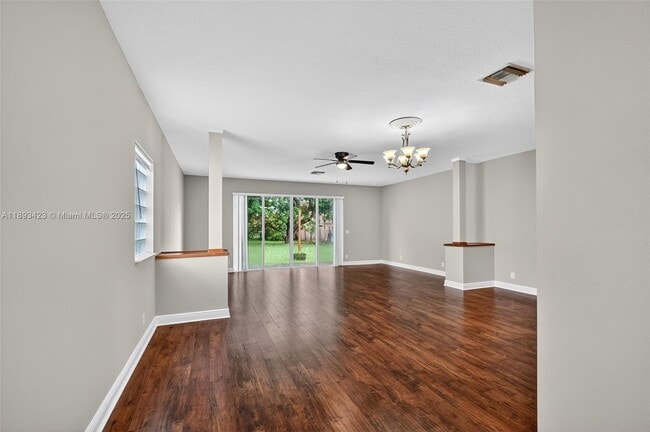 Photo - 1729 11th Ave N