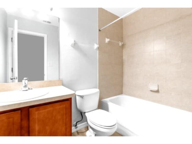 Photo - 5537 Executive Dr