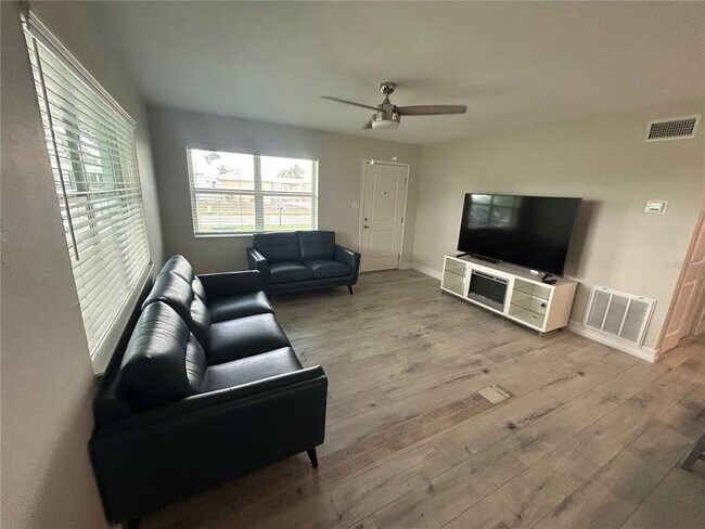 Photo - 22214 Felton Ave