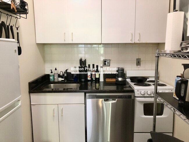 Photo - 178 Marlborough St Unidad 4