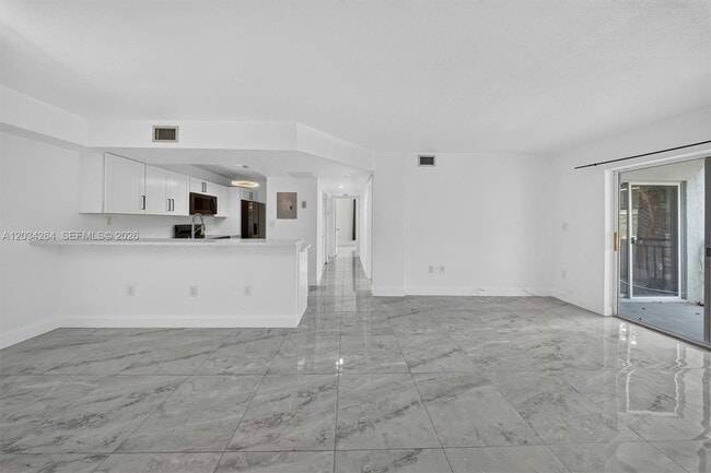 Photo - 8540 SW 212th St Unit 202