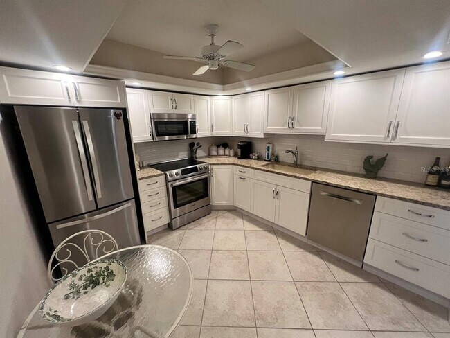 Photo - 1125 W Peppertree Dr Unit 202