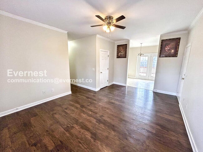 Photo - 503 Castleview Dr