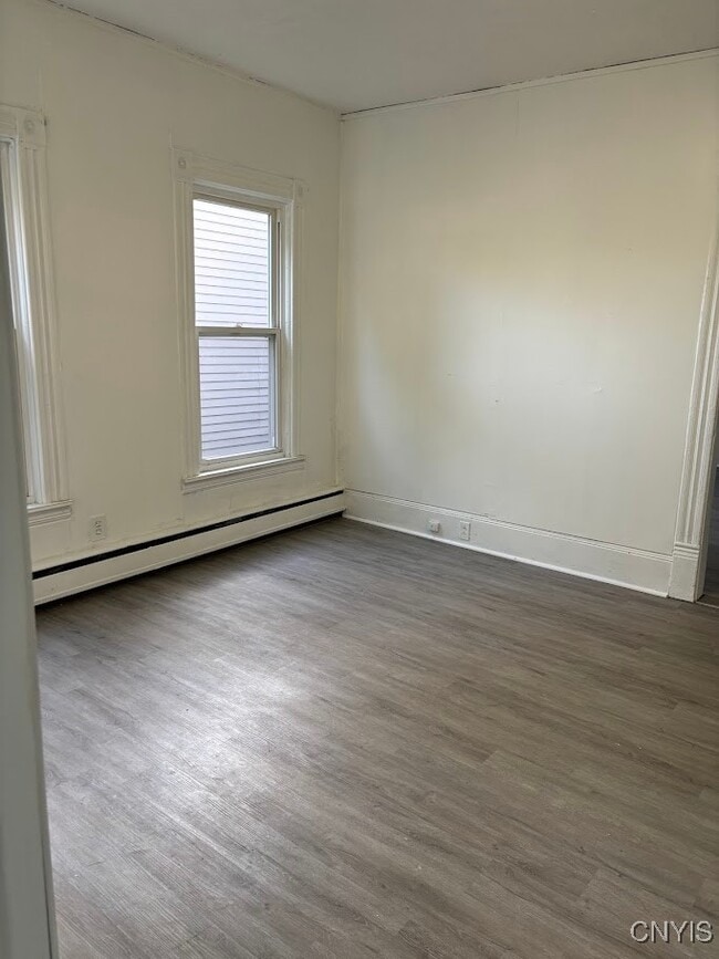 Photo - 319-321 Herkimer St