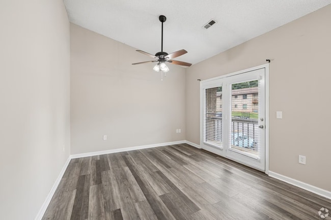 Country Shores Apartments