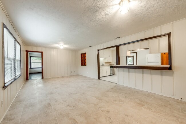 Building Photo - 6506 Westview Dr Rental